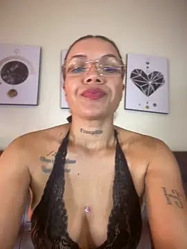 spread ass doggy style - vidéo du modèle de showcams TahliaWayne