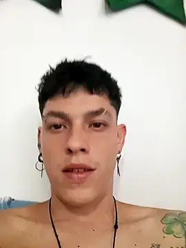 [12 Apr 11:31] Private Show - blackninja66 캠 모델의 동영상