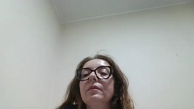 [28 Jan 17:38] Private Show - Vídeo de Miasexmilf, modelo de vídeos