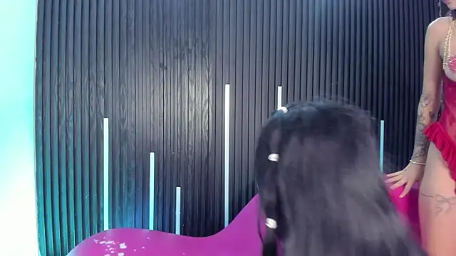 destroy new girl ! camila