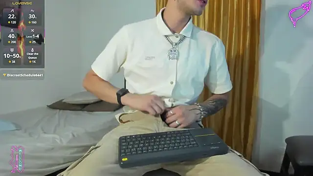 I take my penis out through the zipper of my pants