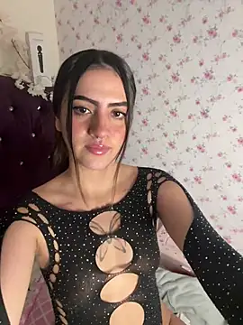 [25 Jan 22:50] Private Show - video LunaaBlossom kameramallilta