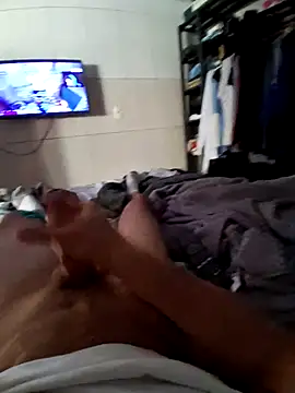 [9 Jun 15:11] Public Show - video av Robsonitj90 cam model