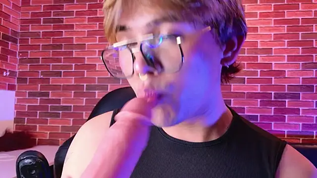 I`m so addicted to a good cock - Vídeo de benji_vampire, modelo de vídeos