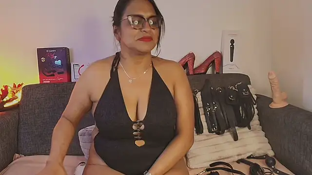 Private Show - video by Angela_mature49 cam model