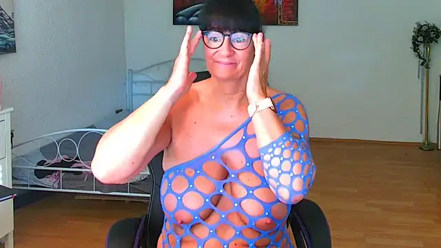 Super günstig zum kennen lernen – video od webkamerové modelky Sylly