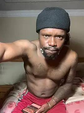 [22 Mar 02:45] Public Show - video by -HIIM- cam model