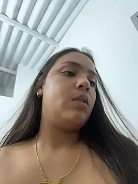 Masturbating for you, love – видео вебкам-модели Baby_morena12