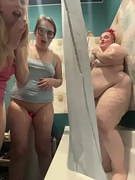 [24 Mar 19:01] Public Show - video by sin_tax cam model