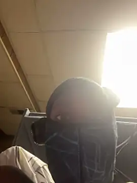 Valentine’s Day Private Show - відео від вебкаммоделі ProveYourLoyalty2