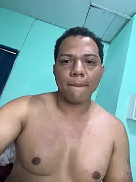 Hot - video by Loaisn cam model