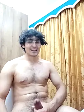 [27 Jan 00:36] Private Show – video modela na kameri Apolo_Men