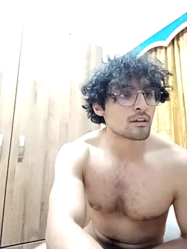 [30 Jan 01:38] Private Show – video modela na kameri Apolo_Men