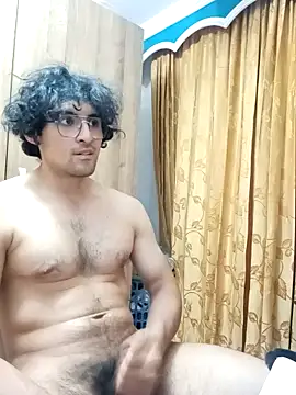 [4 Mar 02:07] Private Show – video modela na kameri Apolo_Men