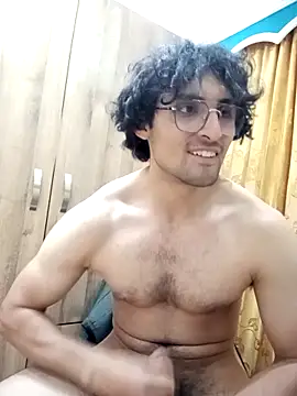 [5 Mar 01:39] Private Show – video modela na kameri Apolo_Men