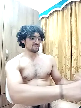 [12 Mar 01:27] Private Show – video modela na kameri Apolo_Men