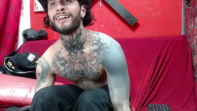 fucking rich — filmik demonks, modela(-lki) na kamerkach