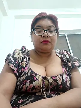 [6 Feb 06:25] full nude with face suck boobs link armpits pussy Private Show - video Elie_Hallway kameramallilta
