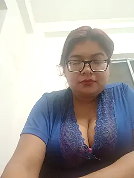 [2 Mar 05:29] Slapped boobs n pussy full nude n face show for Private Show