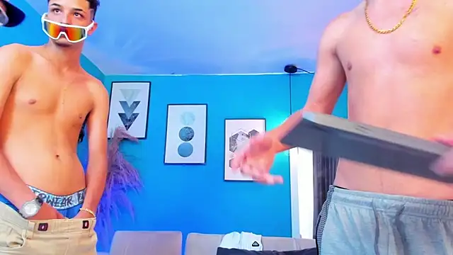 [16 Mar 20:15] Private Show - video by KingOfHeavens_2 cam model