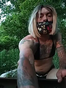 [28 Jun 20:48] Public Show – video af JacqBlack68
