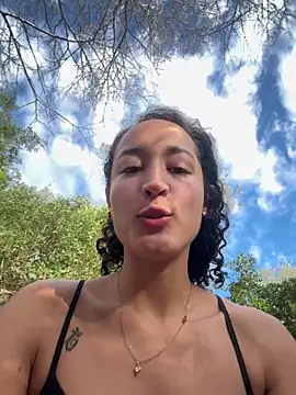 Outside - ক্যাম মডেল IsabellaSwee-এর ভিডিও