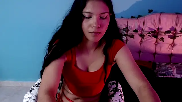 [13 Feb 01:13] Public Show - clip cu amber_miller18 model videochat