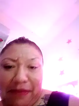 [1 Apr 18:49] Public Show - video của người mẫu cam perrit17