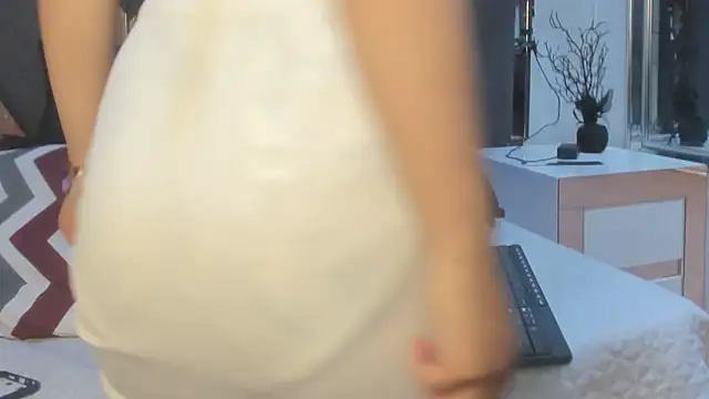 how delicious to fuck with the dress👌❤️