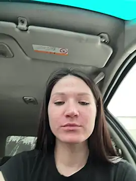 blowjob to a friend in the car😍 - video by chilhorny cam model