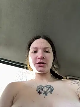 Public Show cum on face