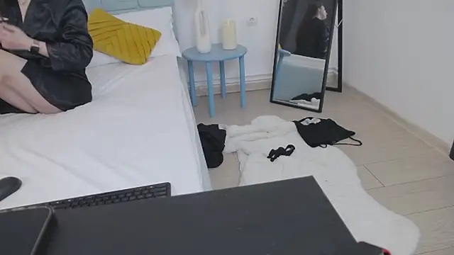 Fisrt Show - Vídeo de AmalliaJade, modelo de vídeos