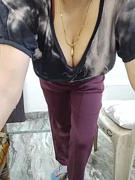 Unlock Tonight’s Hidden VIP Fantasy 🌙💋😏 - vídeo de SexybeboX modelo de câmara