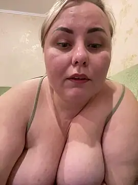 Mmmm all show fuck pussy,boobs,ass doggy