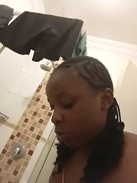 [17 May 00:43] Private Show - vídeo de YummyBoobs_ modelo de câmara