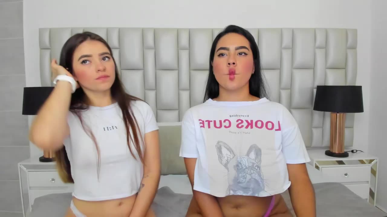 hot girls - Vídeo de paola_katy_dicks, modelo de vídeos