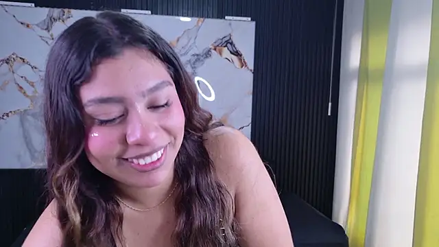 Magic with my fingers 🍒🍑💋💦 - ক্যাম মডেল Sophie19__-এর ভিডিও