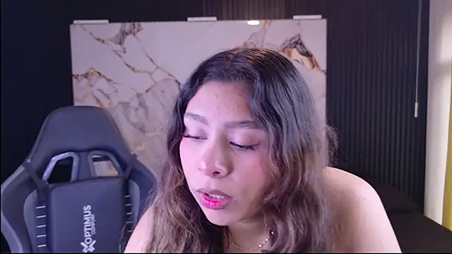 I masturbate you with my feet 🫢🫦🔥 - video av Sophie19__ cam model