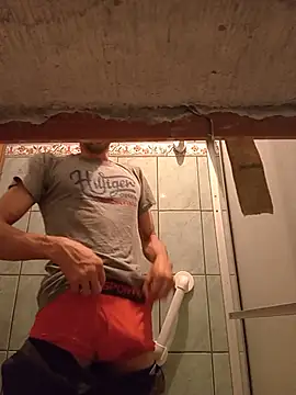 [15 Jun 22:42] Public Show - video di segnini21 modella di cam