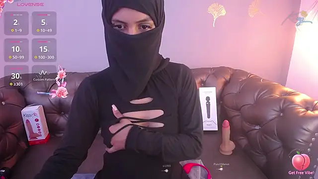 [8 May 19:40] Private Show - vidéo du modèle de showcams zahra_zaid