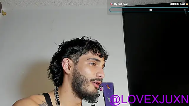 [9 Mar 17:54] Private Show - video by LovexJuxn8 cam model