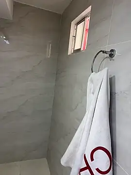 A good shot in my bathroom, oh my butt!!