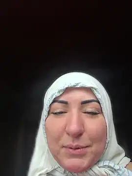 Arab madam)))