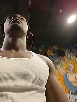 [1 Mar 22:52] Public Show - video by Gym4u2 cam model