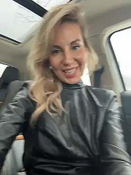I cum loudly in the car