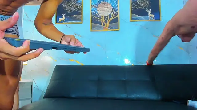 [11 Apr 18:05] Private Show - video av Spicy_guys cam model