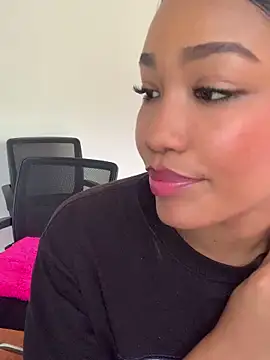 my sexy ass in doggy style 👿👿 - video van kali_rousse cam-model