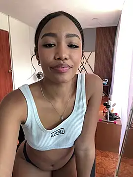 Open ass doggy - video van kali_rousse cam-model