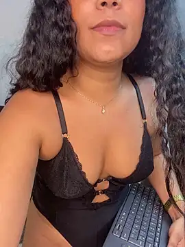 MASTURBATE FINGERS AND DILDO IN DOGGY - video by Miaafoxx__ cam model