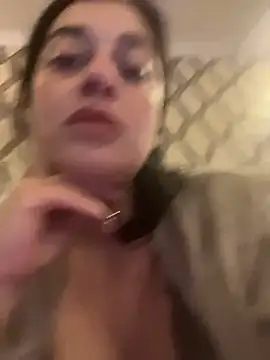 Just me in Public Show メ૦メ૦💋 – видео вебкам-модели _AnChous_